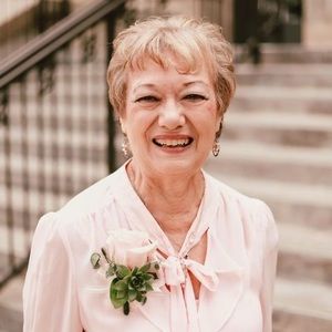 Meet your Posher, Joannie